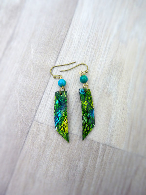Boucles d’oreilles « Dreams in Colors » vertes - inspiration nature - Bijou de Créateur Wire wrapping et chrysocolle