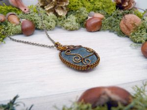 Collier réversible « Le Rocher coruscant »