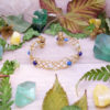 Bracelet unique « Entrelacs du courant » - inspiration celtique - Bijou de Créateur en Wire Wrapping, perles lapis, marbre et jaspe