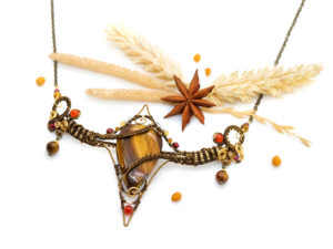 Collier « Flèche du couchant » – Bijou d’exception