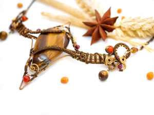 Collier « Flèche du couchant » – Bijou d’exception