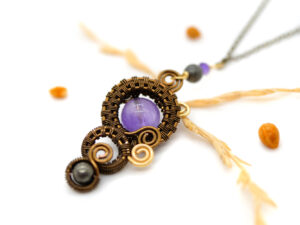 Collier unique : « Fleur de Lupin »