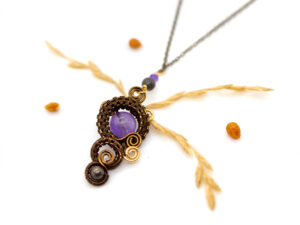 Collier unique : « Fleur de Lupin »