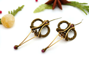 Boucles d’oreilles uniques : « Hugin et Munin, les Messagers d’Odin »