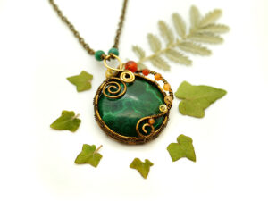 Collier unique : « La Potion Interdite »