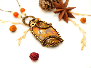Collier unique : « Quand vient l’automne »