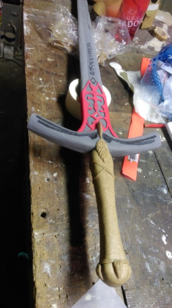 Cosplay SABER : Fabrication de l'épée Excalibur ( base mousse & worbla)