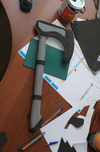 arme de cosplay - hache viking (inspiration : assassin's creed valhalla) - Work in Progress 1