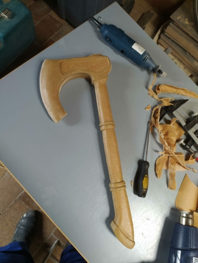 arme de cosplay - hache viking (inspiration : assassin's creed valhalla) - Work in Progress 2