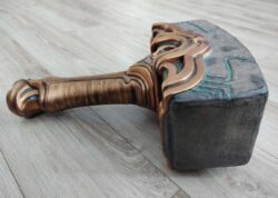 Cosplay Prop / Accessoire de cosplay : Marteau de Forge (Blades of Fire)