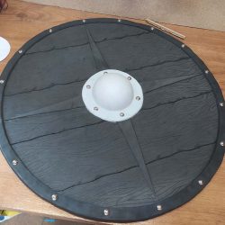 Work in progress - Cosplay Prop / Accessoire de cosplay : Bouclier Eivor (Assassin's Creed Valhalla)